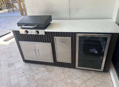 Outdoor Kitchen Model 3